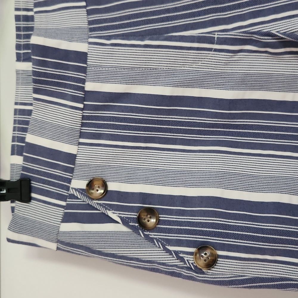 Kate Park Blue and White Striped Capris Size 8 - Picture 2 of 11